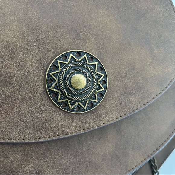 Crossbody purse $5 add-on or regular listing alone - Picture 2 of 6